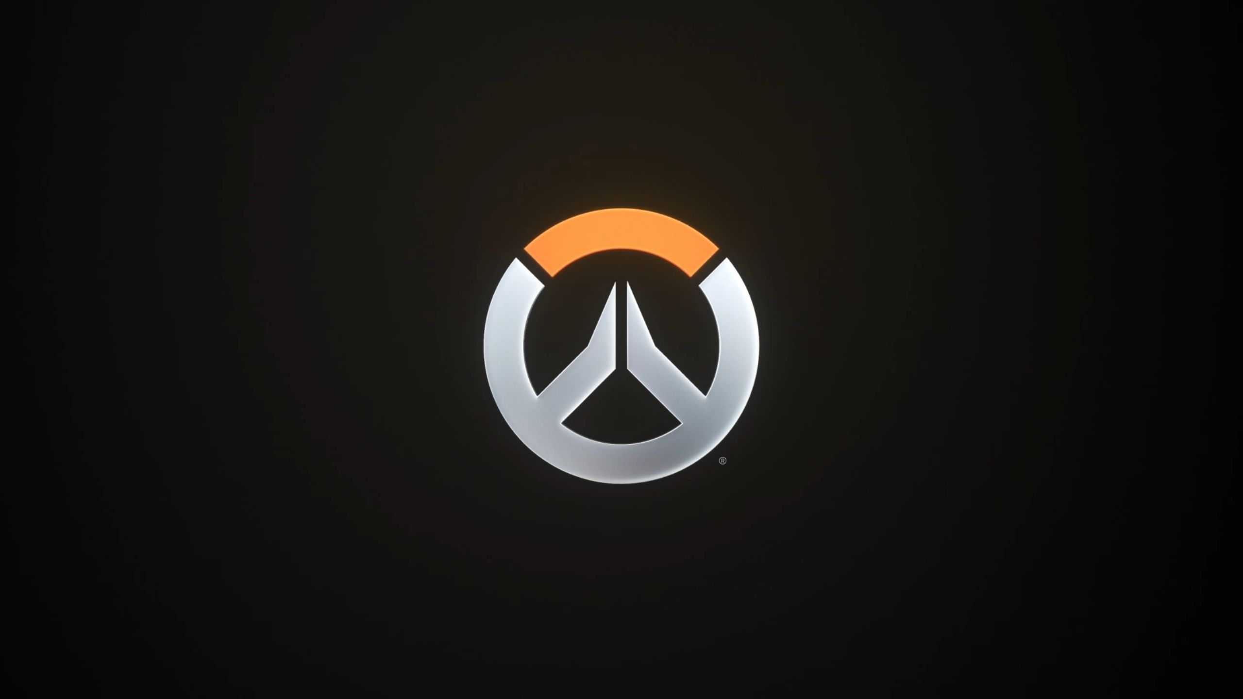 四人领先的 四人领先的