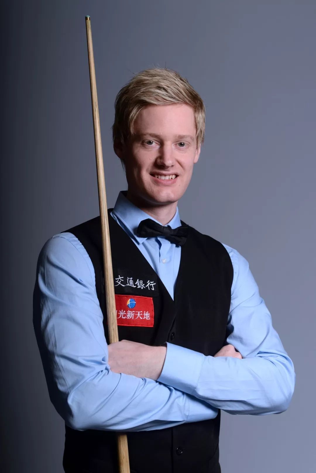 的支持和自 的支持和自