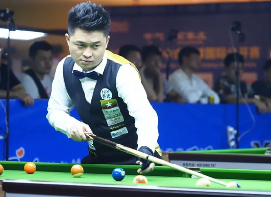 的激烈角逐 的激烈角逐