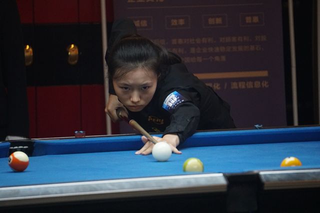 的注意力集 的注意力集