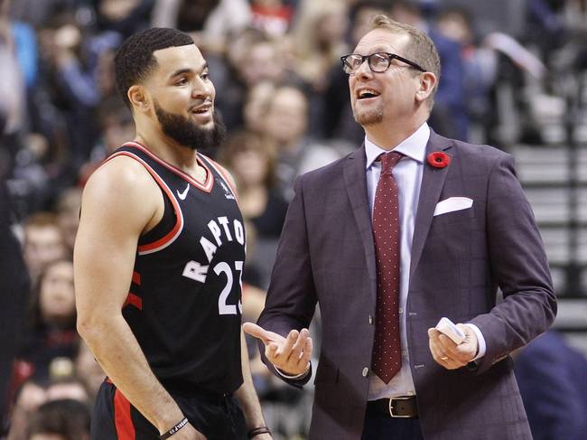 他迅速冲板 他迅速冲板